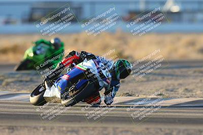 media/Nov-17-2024-CVMA (Sun) [[1fec520723]]/Race 18-Supersport Middleweight/